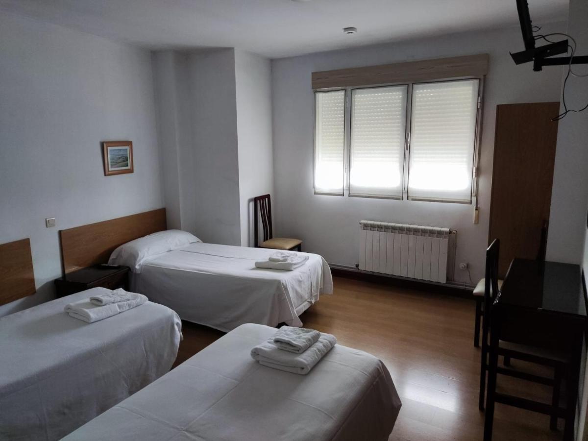 Pension Las Matillas Miranda de Ebro Exterior photo