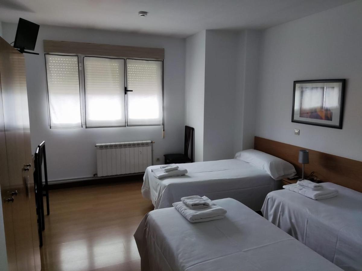Pension Las Matillas Miranda de Ebro Exterior photo